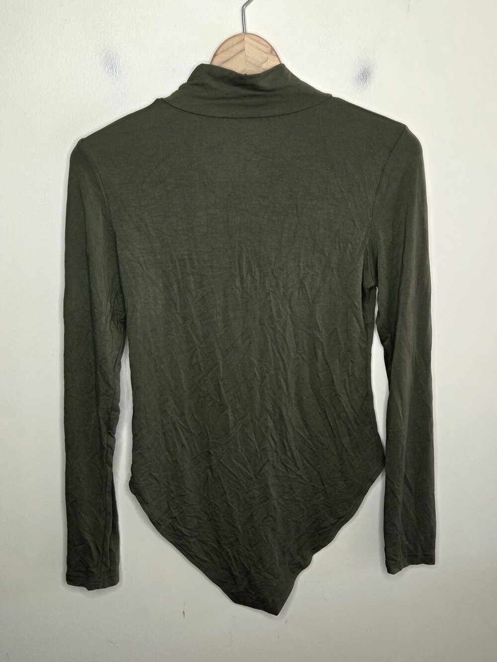 MangoPop Dark Olive Green Long Sleeve Mockneck Bodysuit Size Large Buttery Soft - Picture 4 of 7